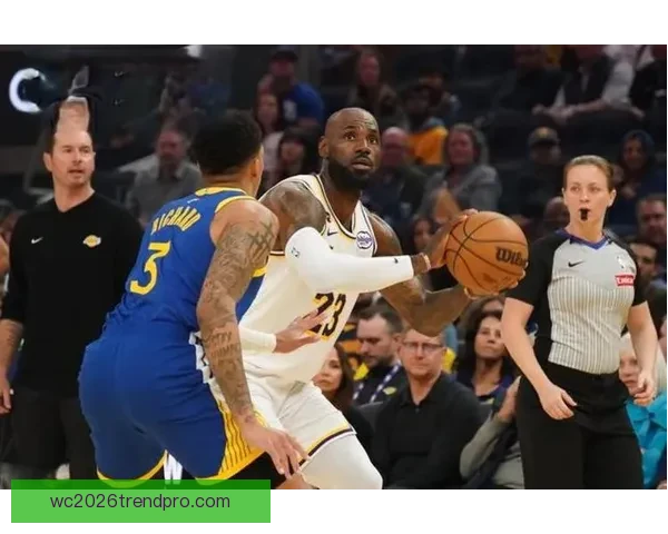 詹姆斯刷新个人历史新纪录带领湖人豪取六连胜勇士连败记录再创新高